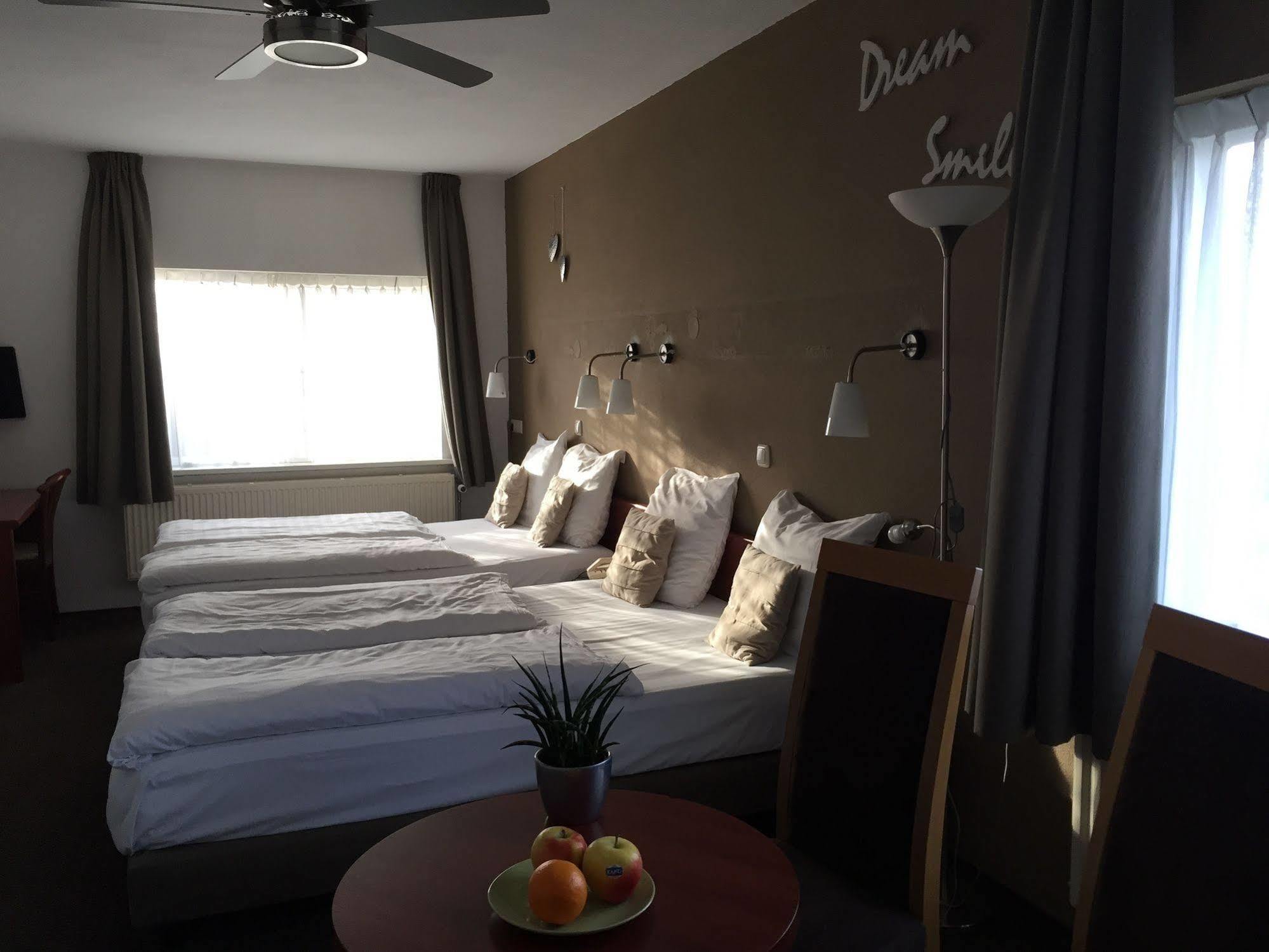 Hotel De Kroon 3* Kaatsheuvel