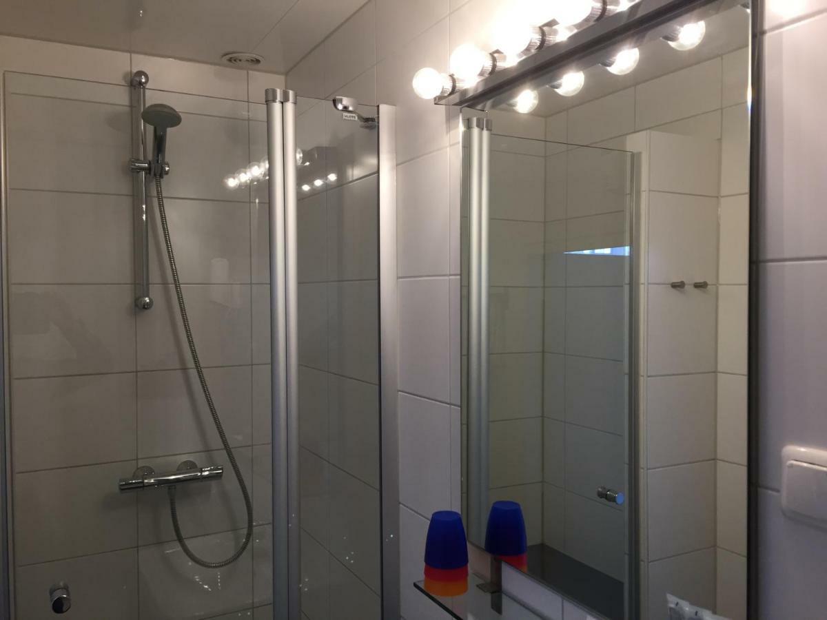 Hotel De Kroon 3*